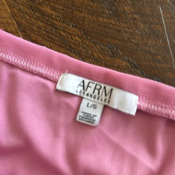 New AFRM DESANI RHINESTONE DOTTED RUCHED MINISKIRT IN MAUVE - Picture 5 of 8